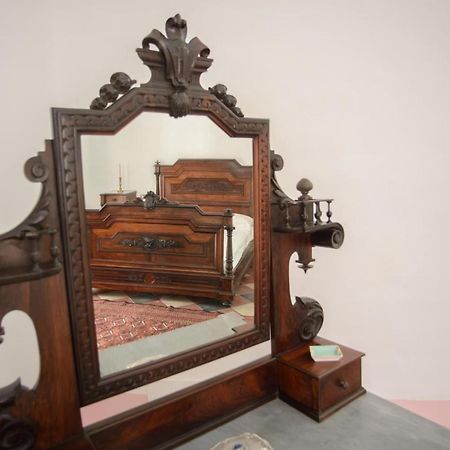 Bed and Breakfast Palazzo Introna Mola di Bari Exterior foto