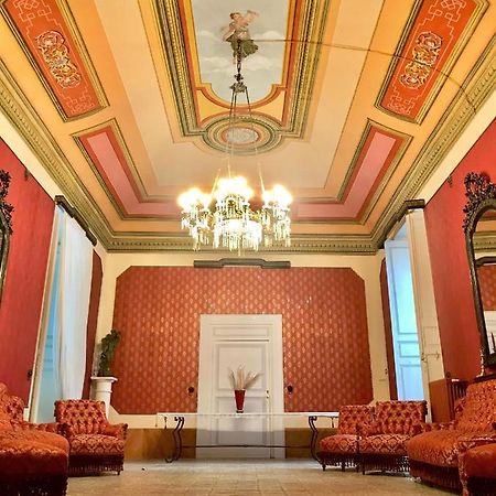 Bed and Breakfast Palazzo Introna Mola di Bari Exterior foto